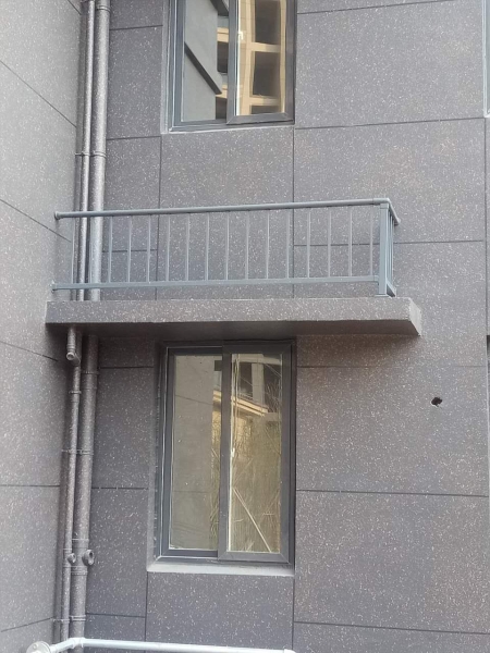 鋅鋼空調(diào)架護(hù)欄